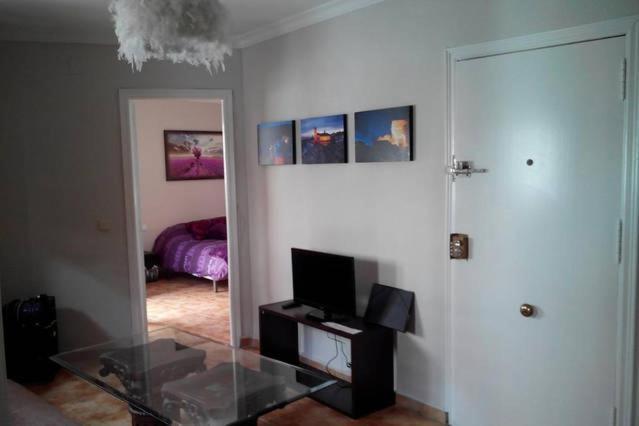 Apartamento En Pleno Centro, Wifi, Ideal Apartment Granada Luaran gambar